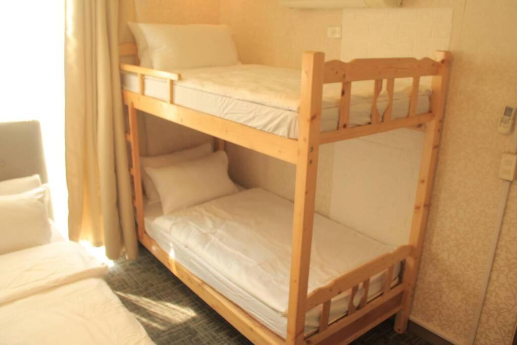 A2J Luxury 1Br Balcony Suite Near Venice Mall Bgc Манила Екстериор снимка